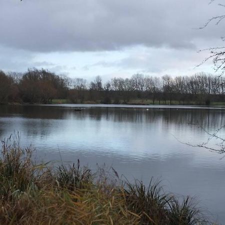 The Cabin Welwyn Garden City Εξωτερικό φωτογραφία
