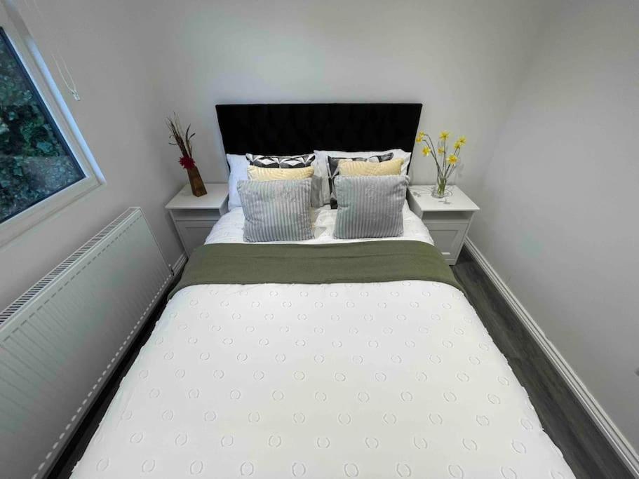 The Cabin Welwyn Garden City Εξωτερικό φωτογραφία