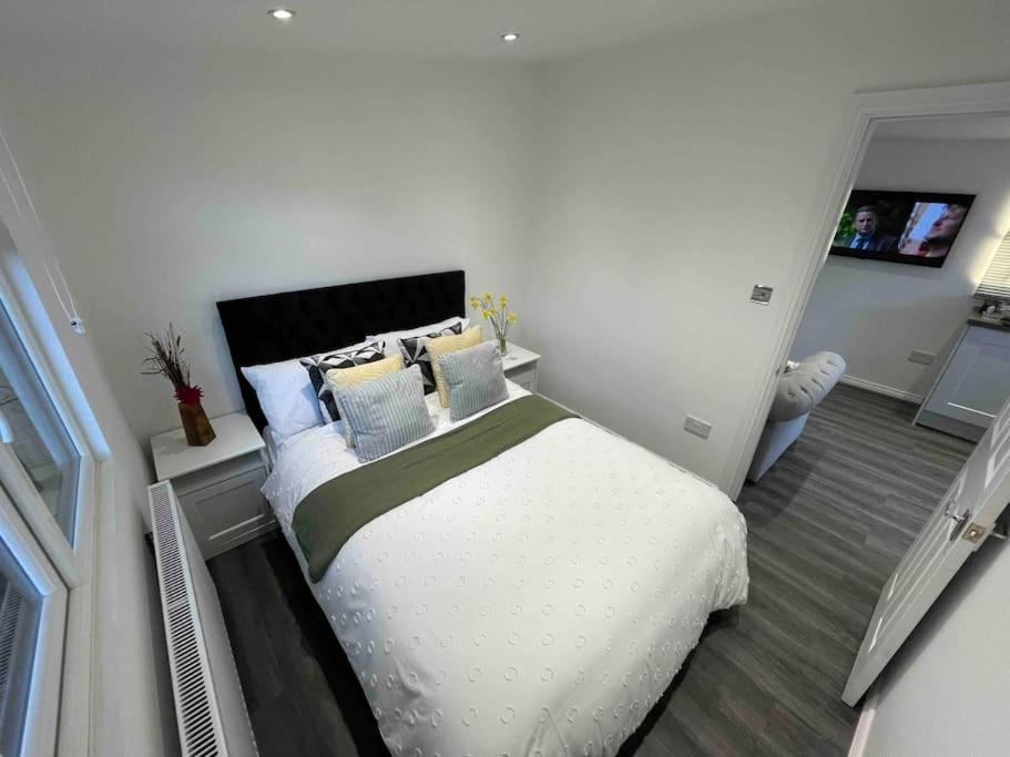 The Cabin Welwyn Garden City Εξωτερικό φωτογραφία