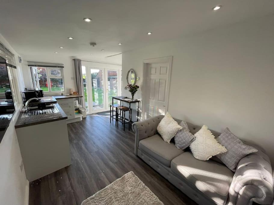 The Cabin Welwyn Garden City Εξωτερικό φωτογραφία